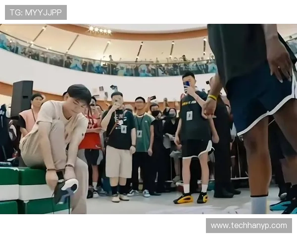 今夏NBA球星集体练武 哈登双截棍少林文班成焦点