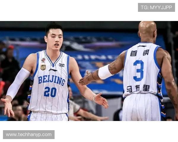 翟晓川表示球队人手紧张将全力克服 廖三宁称将尽地主之谊请客吃饭