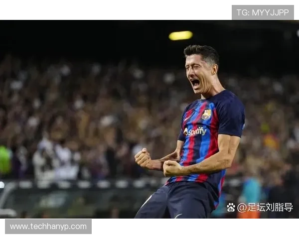 西媒称巴萨明年引进凯恩接替莱万 凯恩愿意加盟弗里克欲重塑进攻体系 西媒称巴萨明年引进凯恩接替莱万 凯恩愿意加盟弗里克欲重塑进攻体系